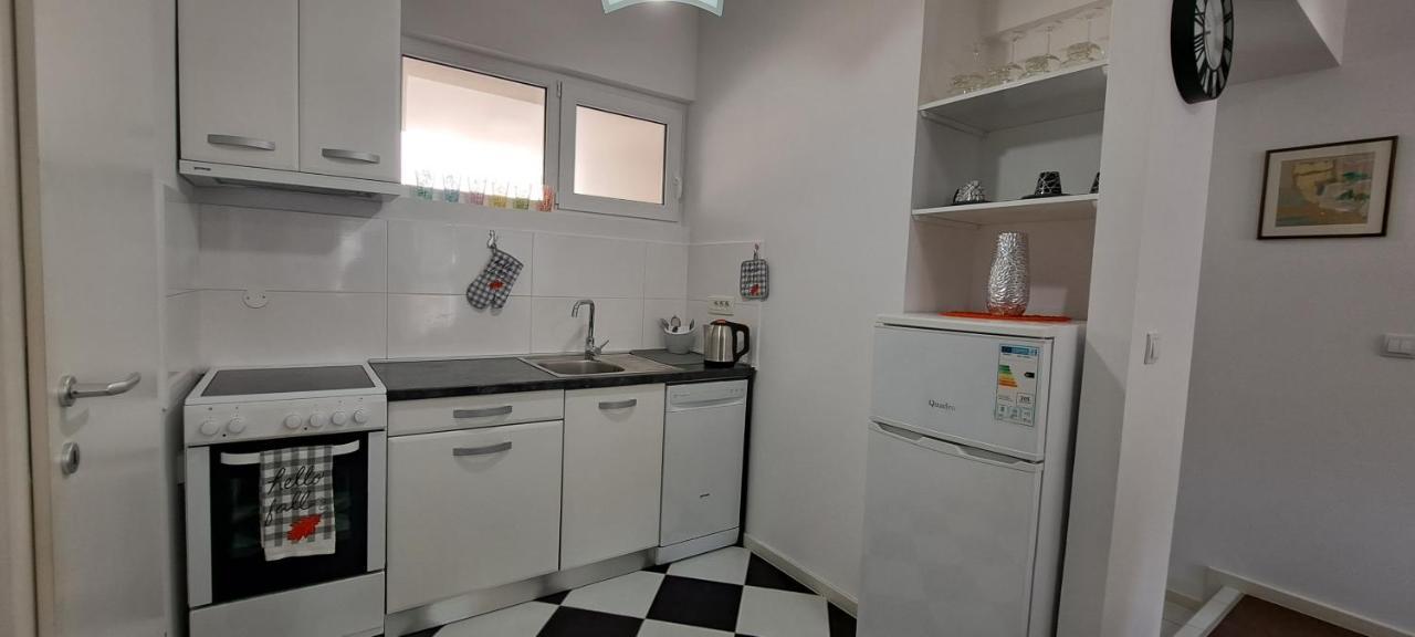 Bonki Apartment Private Free Parking Mokosica Bagian luar foto