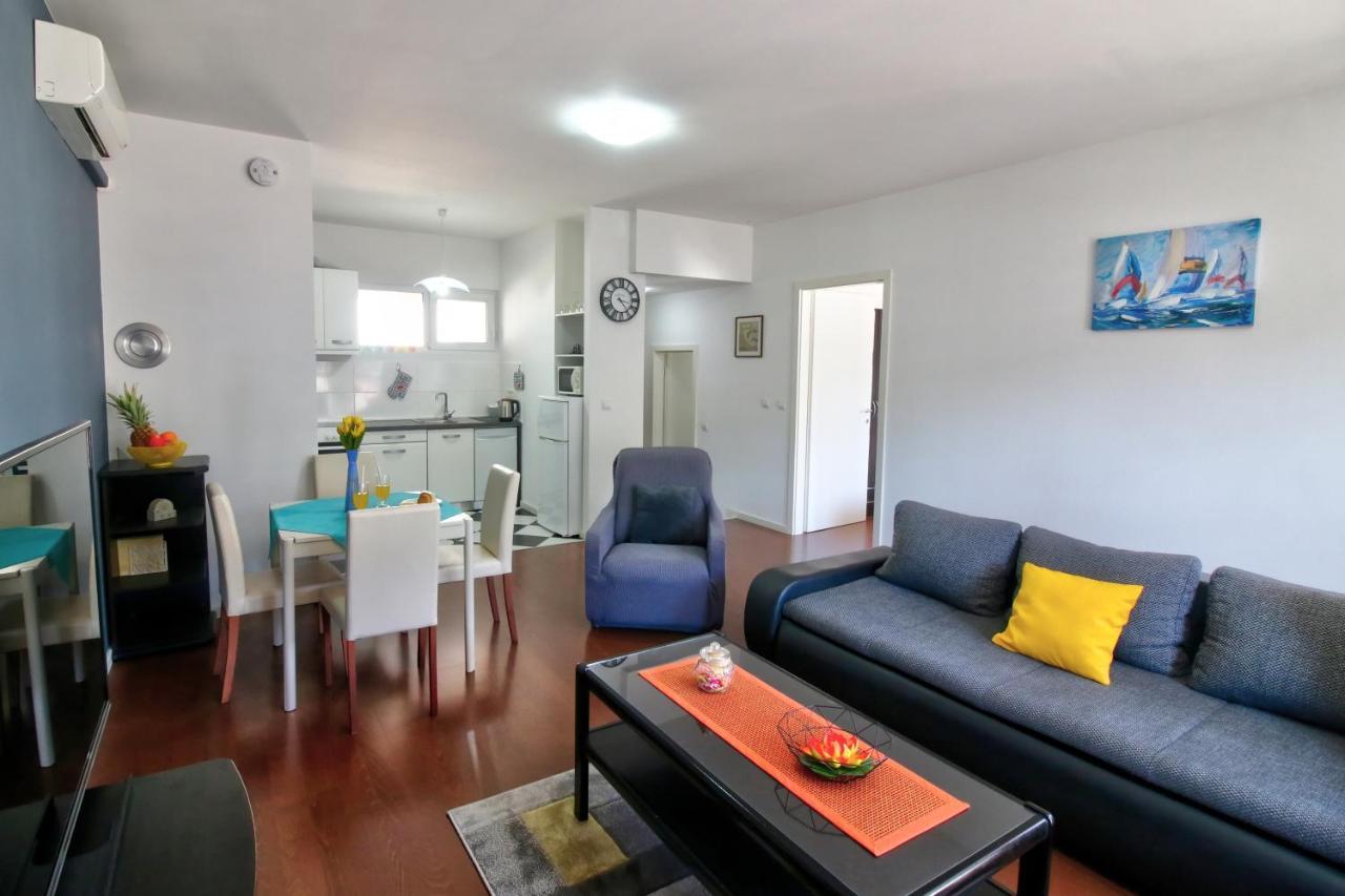 Bonki Apartment Private Free Parking Mokosica Bagian luar foto